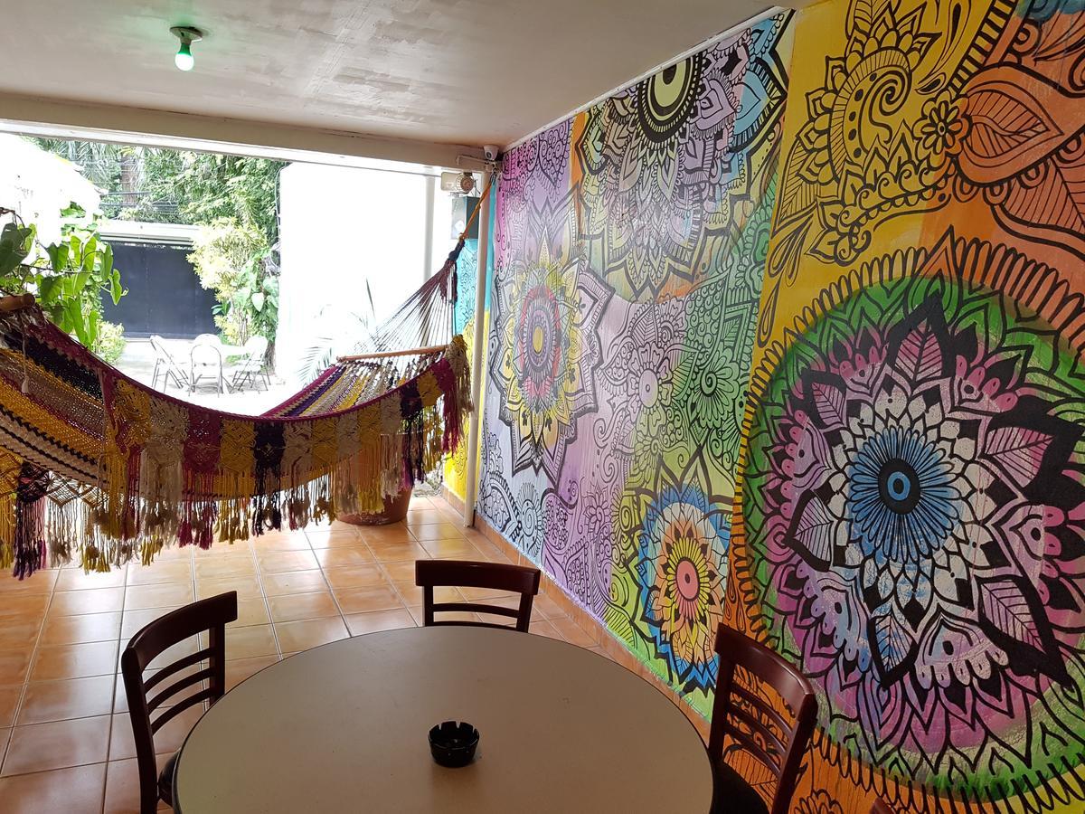 Hostal Aqui Me Quedo Сан Педро Сула Екстериор снимка